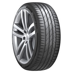 Hankook 225/45R18 new tire with 8/32 tread