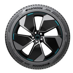 Hankook Winter iON i*cept SUV IW01A